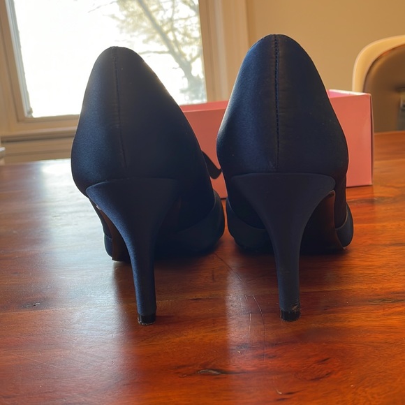 Nina Futura - LS Navy Luster Size 8 - Picture 3 of 5